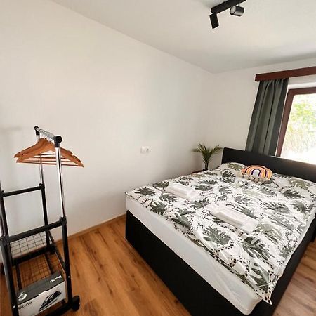 Perfekte Lage! Ganze Wohnung Burgblick Residenz Sankt Veit an der Glan Εξωτερικό φωτογραφία